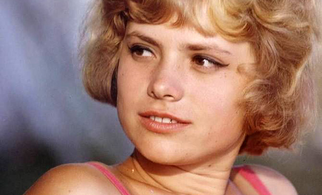 Американский фотограф показал кадры, сделанные назаметно на советском пляже в 1967 году