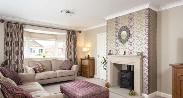 Обои в гостиную: разновидности, цвета, принты и стили (74 фото)