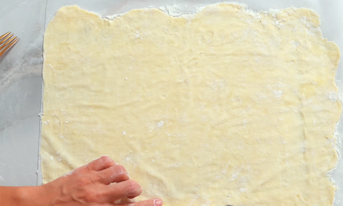 Идеальный Наполеон как в кондитерских: коржи тонкие и хрустящие, а крем нежнейший