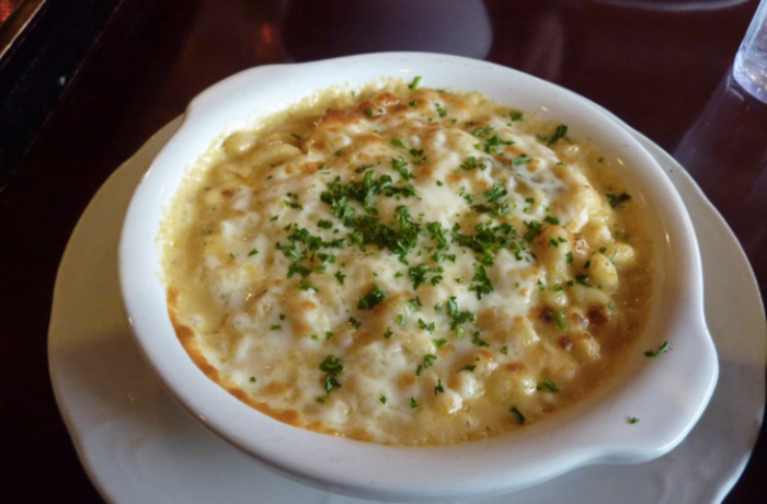 8 способов превратить сыр в полноценное блюдо