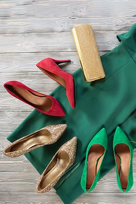 Что надеть на Новый год — 2026? Модные образы и цвета, советы экспертов