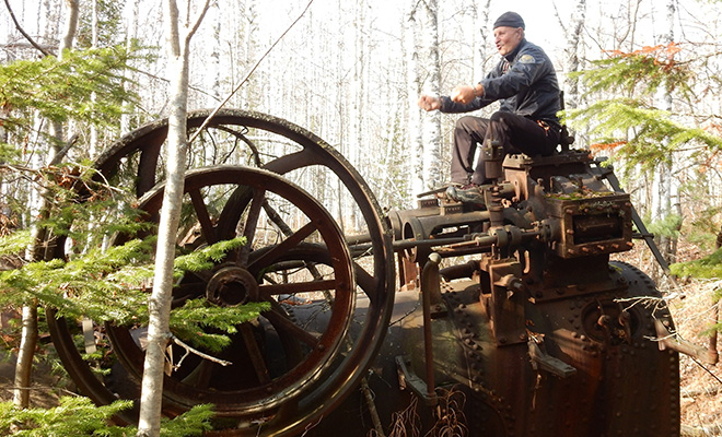 Путешественники нашли прямо посреди сибирской Тайги древний механизм: его сделали более 100 лет назад