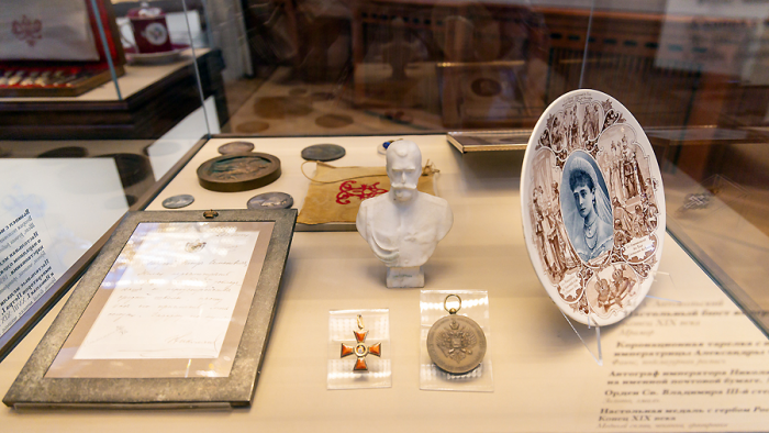 Франция — мачеха, а Россия — мать: Фонд культуры показал предметы, которые эмигранты вернули на Родину