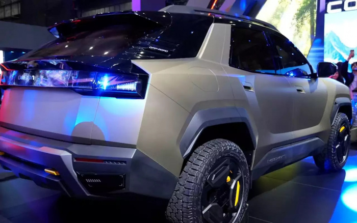 Новый Omoda X: внедорожная внешность и интерьер в стиле Lamborghini