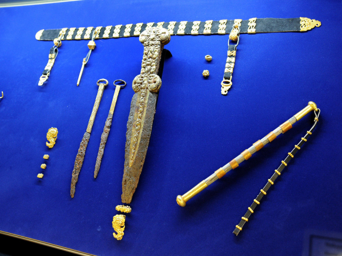 "Сибирский Тутанхамон" — скифский воин был погребен, буквально весь покрытый золотом