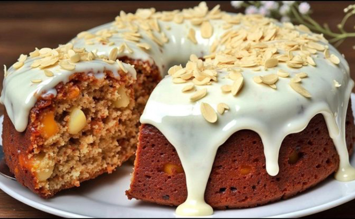 Шикарный десерт без муки и сахара: только овсянка, морковь и яблоко