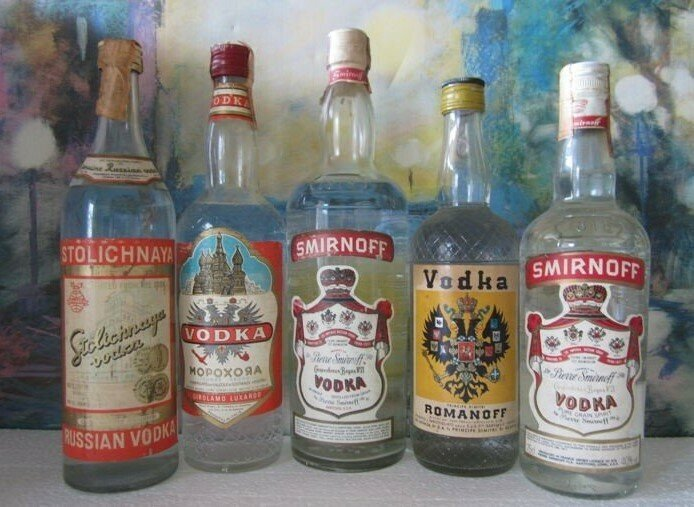 Какая водка была самой популярной в 90-е годы и стояла на столе в Новый год