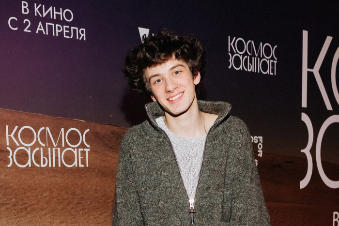 Актер Марк Эйдельштейн признался, что болел на "Оскаре-2026" за фильм "Хамнет"