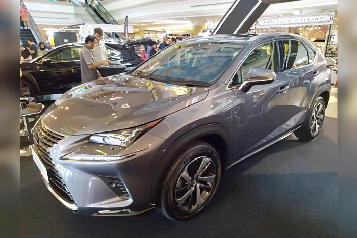 Lexus NX200 снова в России: сколько стоит «новый» японский кроссовер