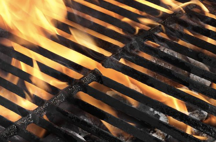 5 способов очистить гриль без щетки