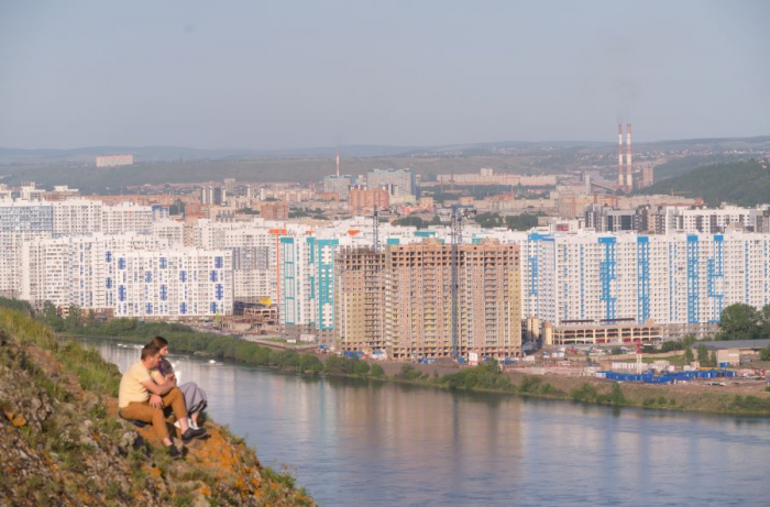 Первые 500 многодетных семей оформили дальневосточную и арктическую ипотеку