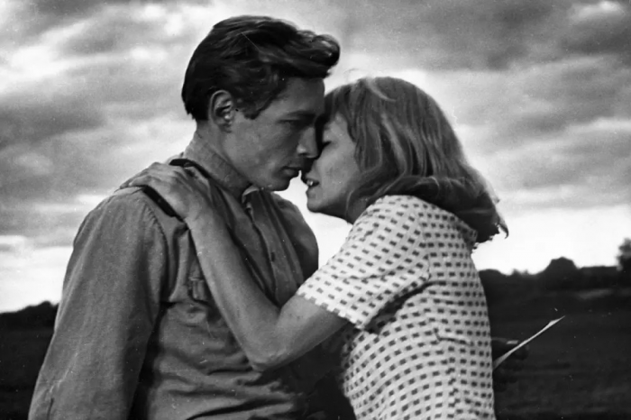 Юрка, всего 37 лет: Вы и фамилию этого актёра не вспомните. Но его красота ослепляла всех