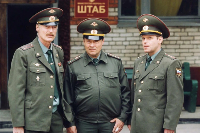 45 лет и пятеро детей: как звезда «Солдат» Алексей Маклаков «вымолил» семейное счастье у судьбы?