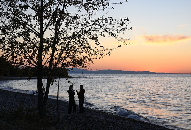 Куда поехать отдыхать весной 2026 года: топ-12 направлений по России и за границей