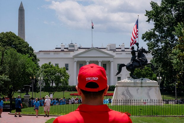 «Россия больше не враг» Почему Дональд Трамп переписал Стратегию нацбезопасности США и как это повлияет на переговоры по Украине?