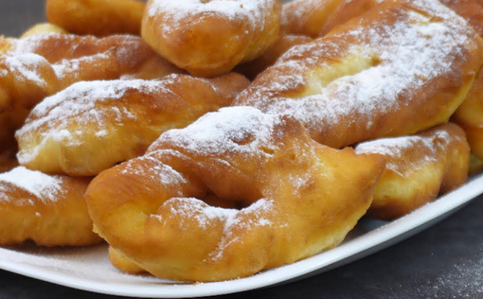 Пончики на кефире готовим даже когда нет времени. На столе за минуты, а все делаем на сковороде