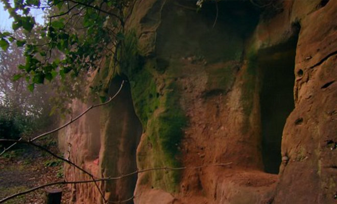 Мужчина укрылся от дождя в пещере и через 4 дня решил в ней остаться навсегда