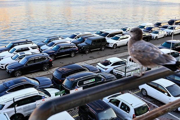 «Это новая реальность» Российский авторынок пережил сильнейшие потрясения в 2025 году. Что будет с ценами на авто в 2026 году?