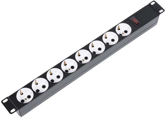 Розетки в интерьере: актуальные комбинации дизайна и высоких технологий (99 фото)