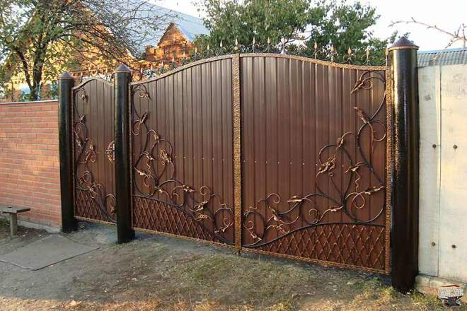 Ворота для частного дома: как выбрать эффектную защиту? (38 фото)