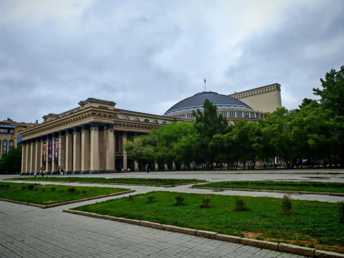 Гастроли новосибирских театров в районах области можно будет посетить по "Пушкинской карте"
