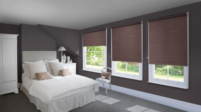 Жалюзи в спальню: фото, разновидности, материалы и цвета (55 фото)