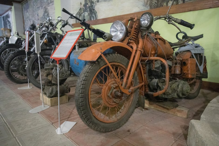 «Чтобы восстановить такой мотоцикл, нужно лет десять жизни» Россиянин собрал коллекцию из 427 мотоциклов и создал уникальный музей