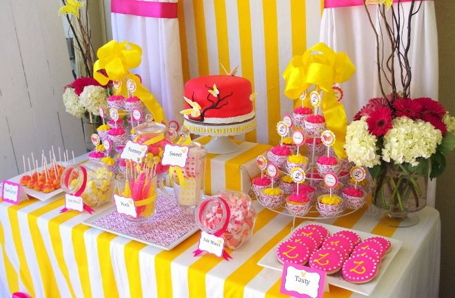 Как украсить стол на день рождения ребенка, чтобы он остался доволен (39 фото)