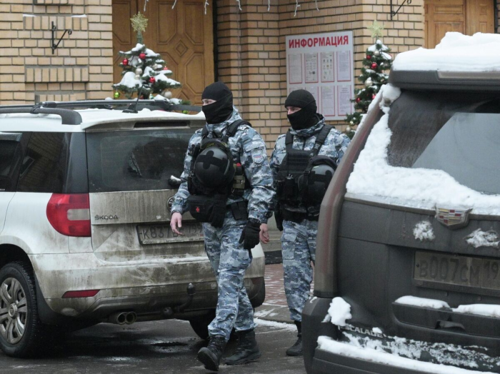 «Если тронешь хоть одну вещь - сядешь!»: Лурье не поверила своим глазам, когда вошла в квартиру. Зачем Долина оставила пианино и картины.