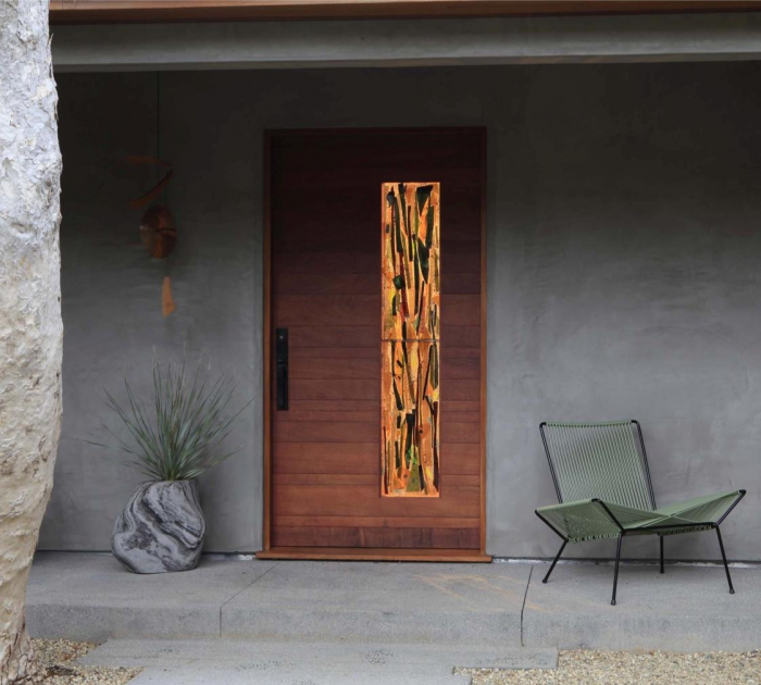 Выбираем идеальную входную дверь для домашнего интерьера (22 фото)