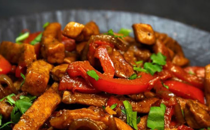 Мясо по-тайски, вы полюбите это блюдо. Готовить просто, подойдет к любому гарниру