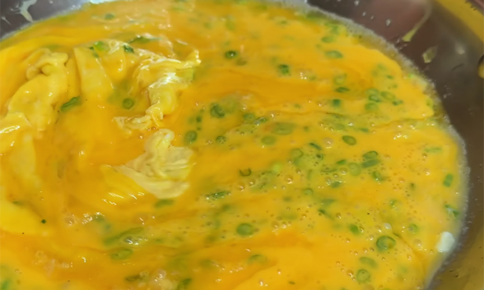 Превратили лаваш в потрясающий мексиканский завтрак: сытно, хватит до вечера