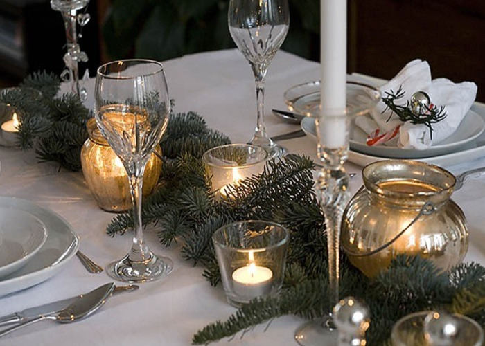 Как украсить стол на Новый год: традиционные варианты и креативные идеи (68 фото)