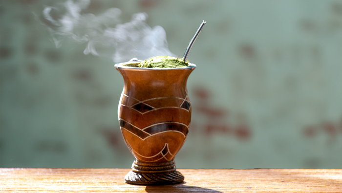 5 национальных напитков, которые спасают от холода