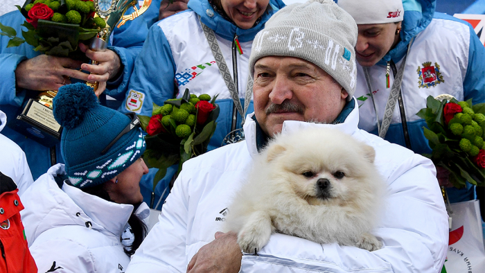 В Белоруссии ответили Зеленскому после его слов про шпица Лукашенко