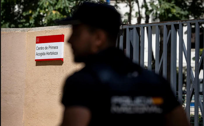 Богатые «беженцы»: Как обеспеченные семьи обманывают систему защиты Испании