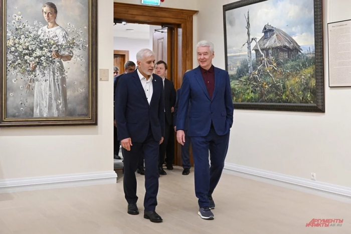 Сергей Собянин открыл новое здание картинной галереи Василия Нестеренко