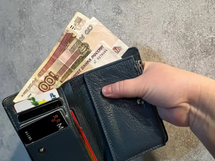 Ответ, после которого кошелек толстеет: что говорить на вопрос «Как дела?» вместо унылого «нормально»