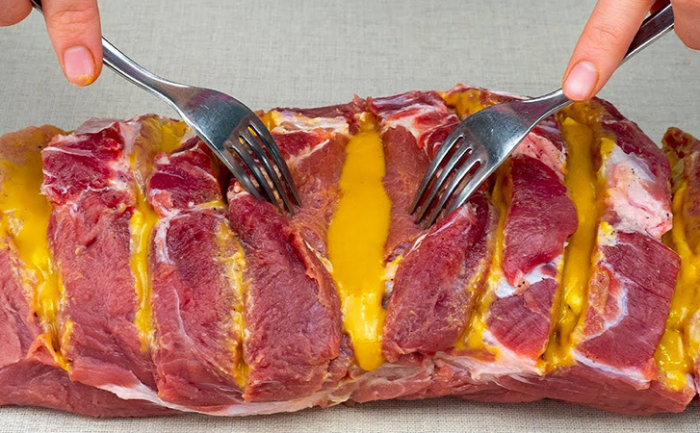 Свиная шея вкуснее любого шашлыка. В ароматном маринаде получается просто божественной