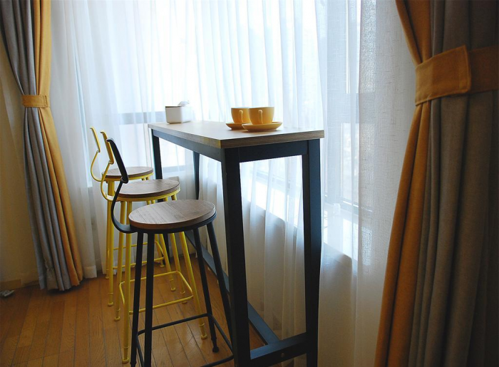 Как обустроить однокомнатную квартиру: планировка, отделка, цвет, свет (64 фото)