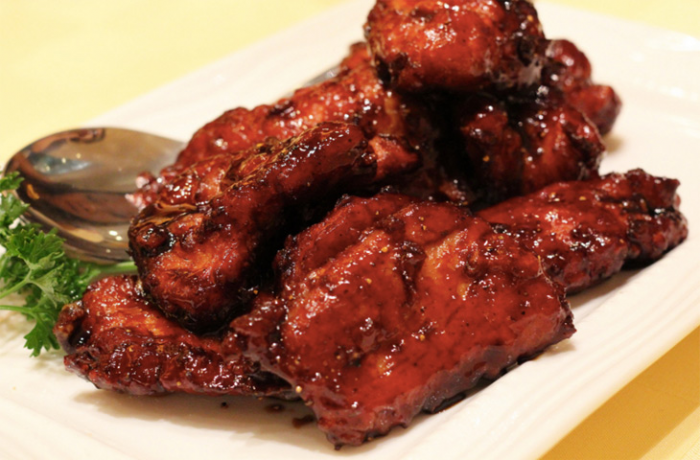 7 способов добавить в меню мед