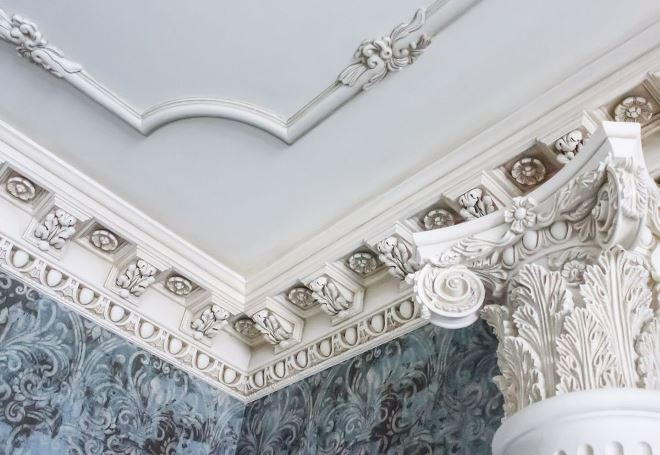 Декор из гипса: особенности, виды, способы изготовления (35 фото)