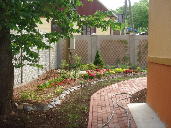 Дизайн двора частного дома: правила создания гармоничного пространства в разных стилях (124 фото)