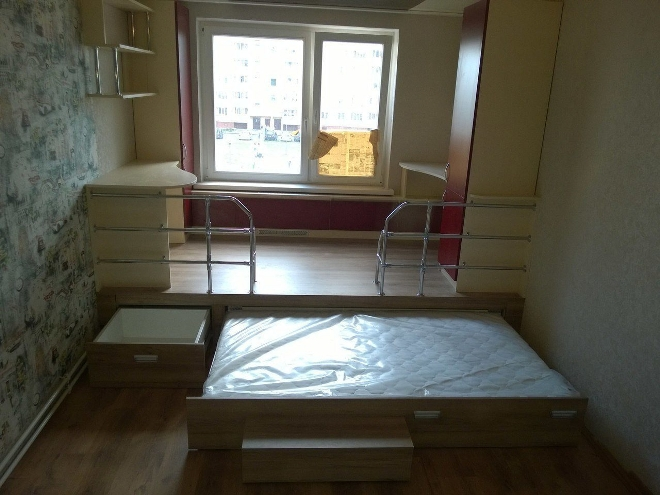 Комната с подиумом: несколько секретов по обустройству (67 фото)