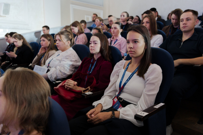 В Санкт-Петербурге открылась экспозиция «Россия 1896. К юбилею Нижегородской промышленной и художественной выставки»
