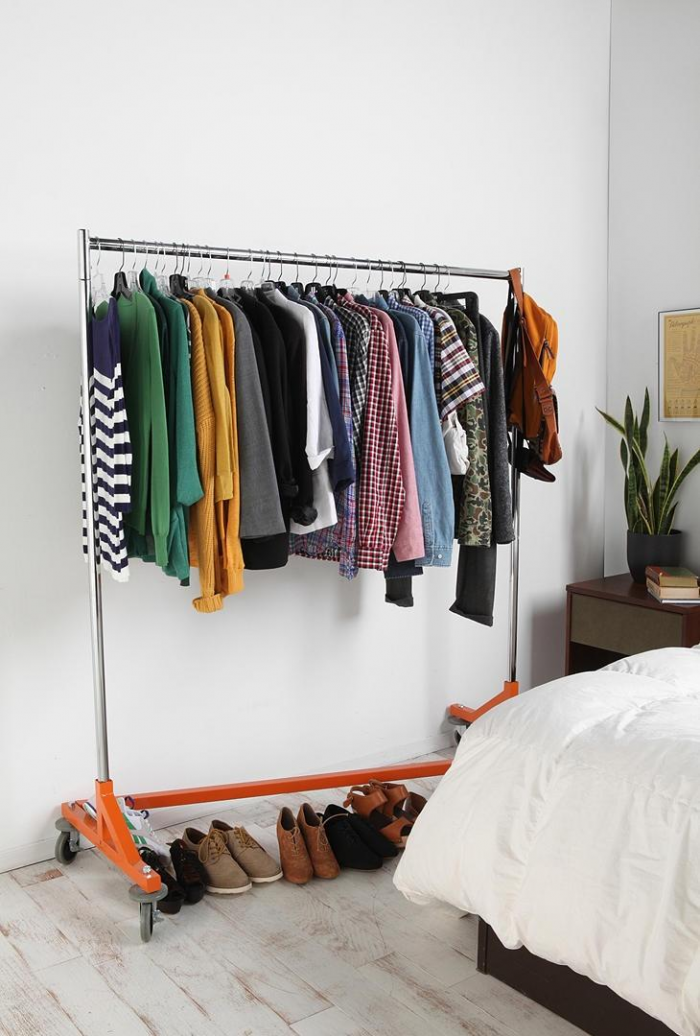 Напольная вешалка: виды и особенности конструкции (31 фото)