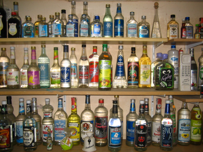 Какая водка была самой популярной в 90-е годы и стояла на столе в Новый год