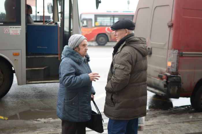 Что положено пенсионерам, у которых пенсия до 30 000 рублей: пособия и льготы