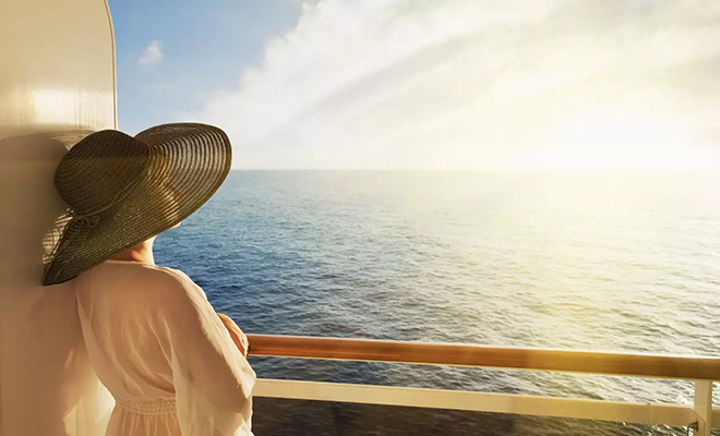 Какие правила действуют на нудистском круизе и за что тут могут высадить с корабля уже в первом порту