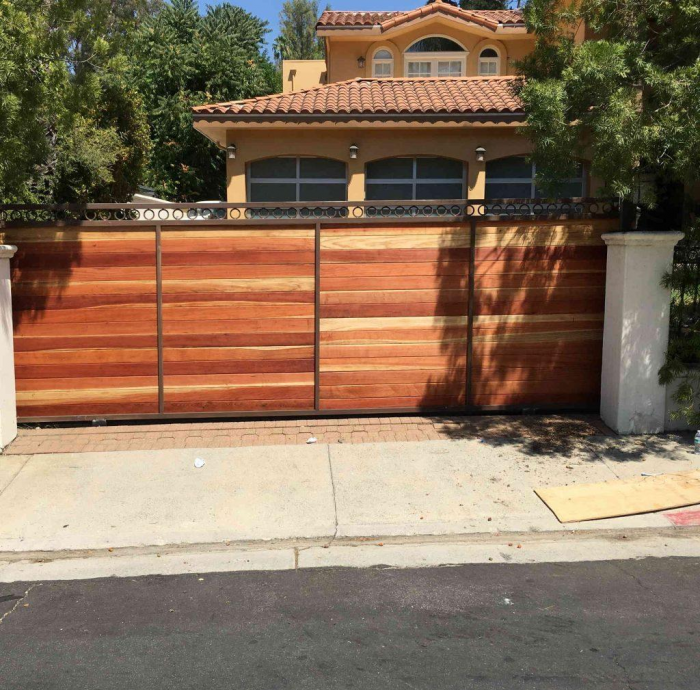 Ворота для частного дома: как выбрать эффектную защиту? (38 фото)